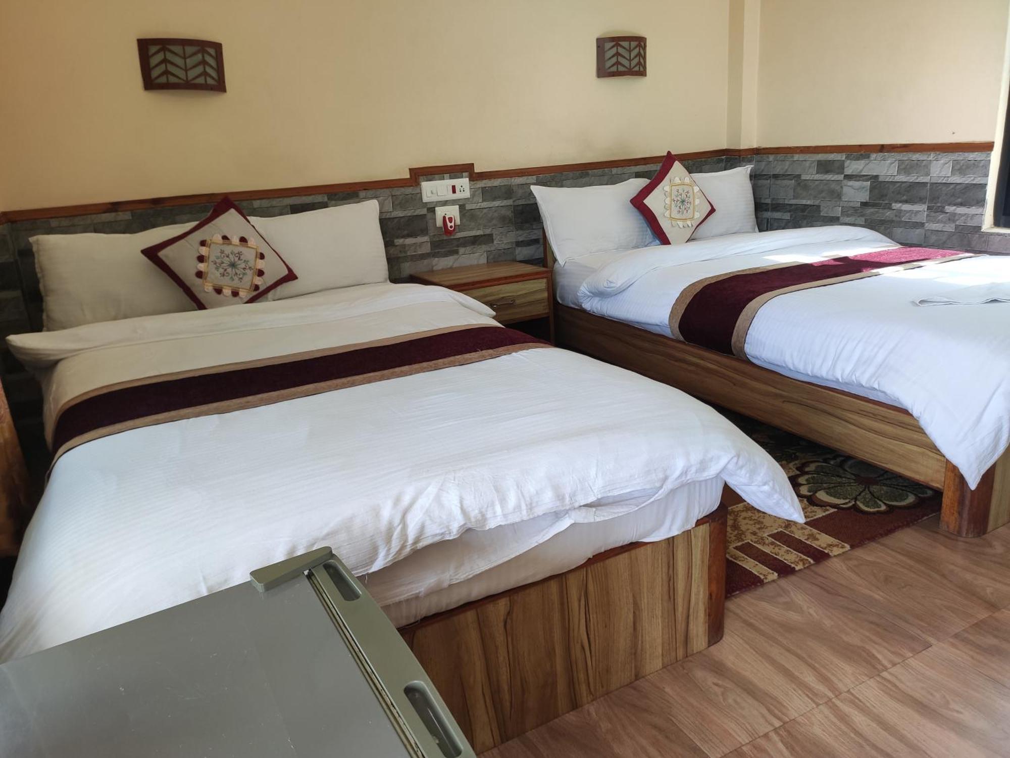 Peacock - A Family-Run Hotel Sauraha Zewnętrze zdjęcie