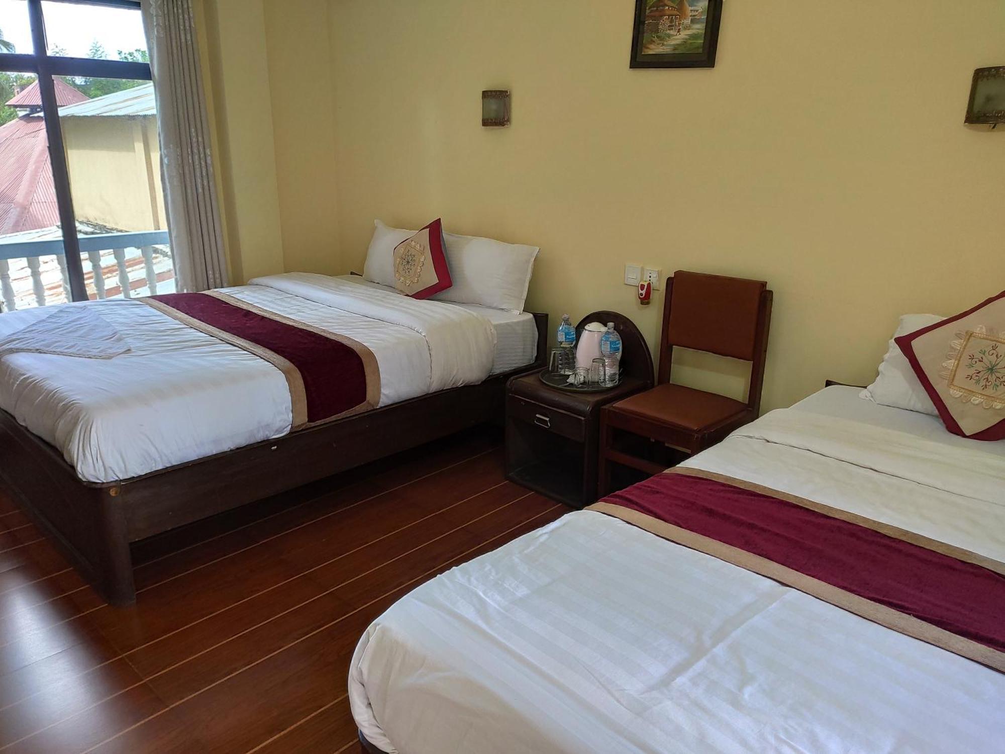 Peacock - A Family-Run Hotel Sauraha Zewnętrze zdjęcie